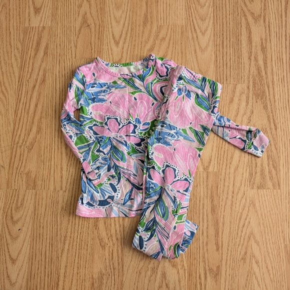 Lilly Pulitzer PJ set - Picture 1 of 1